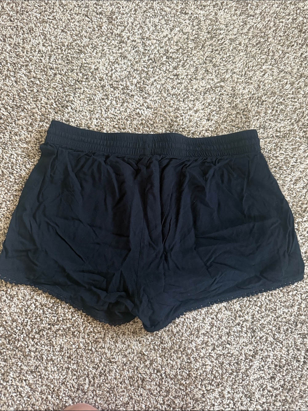 Old Navy Black Elastic-Waist Casual Shorts - Picture 5 of 5